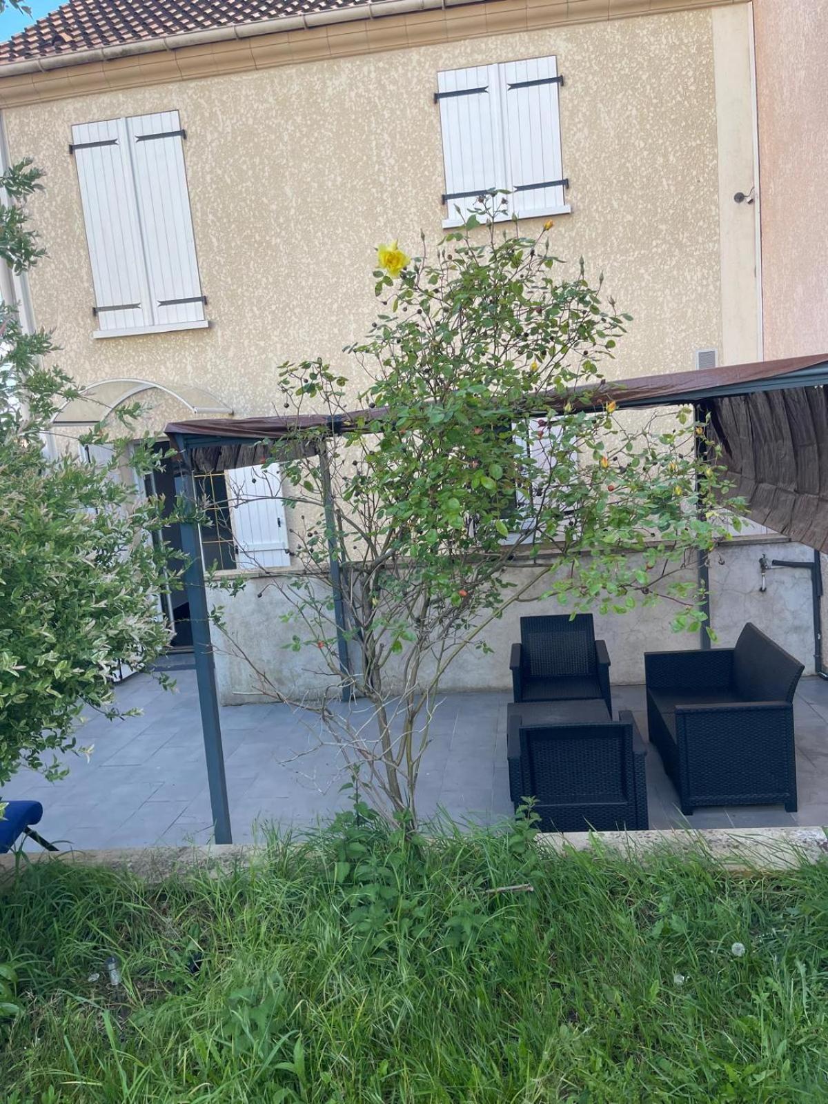 Maison De Caractere A Ballainvilliers Экстерьер фото